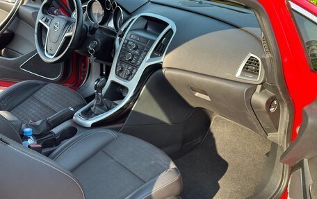 Opel Astra J, 2012 год, 800 000 рублей, 15 фотография