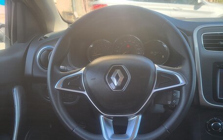Renault Logan II, 2019 год, 799 000 рублей, 10 фотография