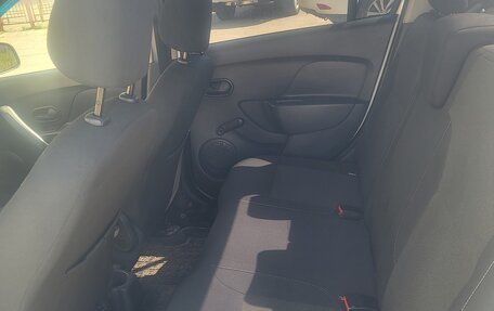 Renault Logan II, 2019 год, 799 000 рублей, 7 фотография