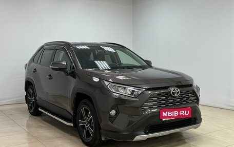 Toyota RAV4, 2020 год, 3 200 000 рублей, 3 фотография