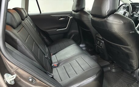 Toyota RAV4, 2020 год, 3 200 000 рублей, 18 фотография