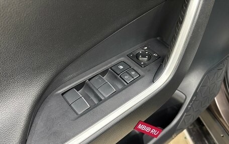 Toyota RAV4, 2020 год, 3 200 000 рублей, 11 фотография