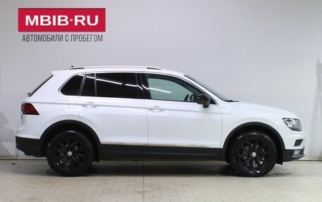 Volkswagen Tiguan II, 2018 год, 2 059 000 рублей, 8 фотография