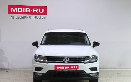 Volkswagen Tiguan II, 2018 год, 2 059 000 рублей, 5 фотография