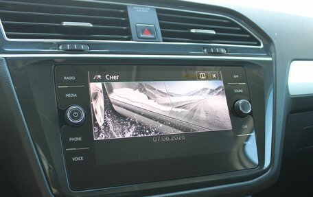 Volkswagen Tiguan II, 2018 год, 2 059 000 рублей, 23 фотография