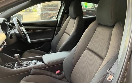 Mazda 3, 2022 год, 1 255 000 рублей, 19 фотография