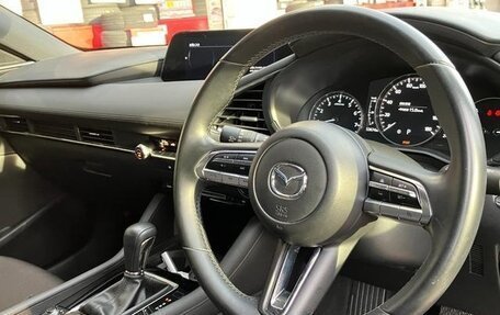 Mazda 3, 2022 год, 1 255 000 рублей, 8 фотография