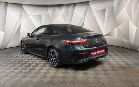 Mercedes-Benz E-Класс, 2020 год, 5 150 000 рублей, 4 фотография