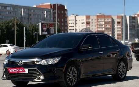 Toyota Camry, 2015 год, 2 150 000 рублей, 10 фотография