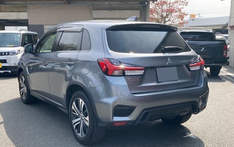 Mitsubishi RVR III рестайлинг, 2023 год, 1 799 000 рублей, 8 фотография