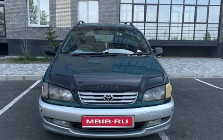 Toyota Ipsum II, 1996 год, 300 000 рублей, 1 фотография