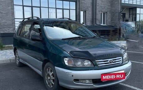 Toyota Ipsum II, 1996 год, 300 000 рублей, 3 фотография