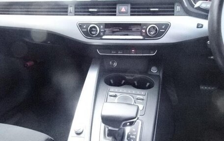 Audi A4, 2016 год, 1 380 000 рублей, 11 фотография