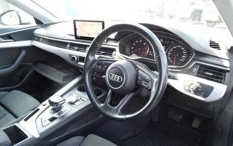 Audi A4, 2016 год, 1 380 000 рублей, 9 фотография