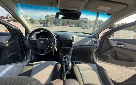 Chevrolet Cruze II, 2013 год, 850 000 рублей, 10 фотография