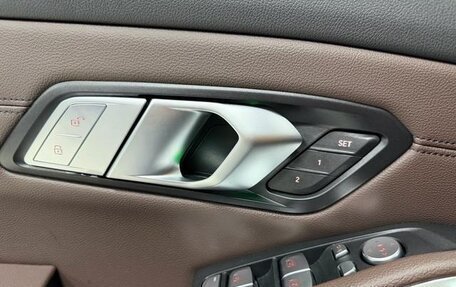 BMW 3 серия, 2022 год, 2 980 000 рублей, 10 фотография