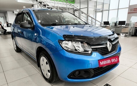 Renault Logan II, 2016 год, 399 000 рублей, 3 фотография