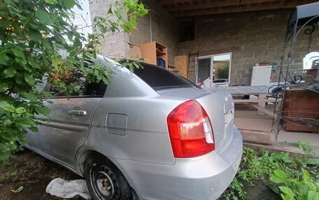 Hyundai Verna II, 2006 год, 100 000 рублей, 17 фотография