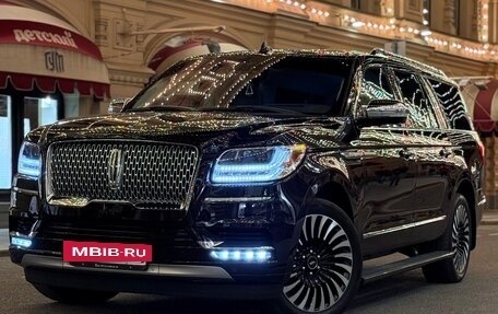 Lincoln Navigator, 2019 год, 7 550 000 рублей, 4 фотография