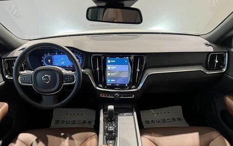 Volvo S60 III, 2025 год, 4 650 077 рублей, 7 фотография