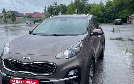 KIA Sportage IV рестайлинг, 2018 год, 1 855 000 рублей, 2 фотография