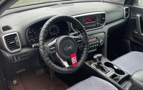 KIA Sportage IV рестайлинг, 2018 год, 1 855 000 рублей, 7 фотография