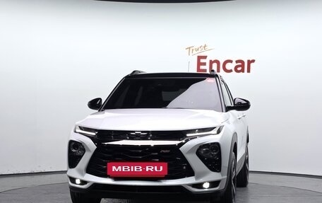 Chevrolet TrailBlazer, 2023 год, 1 740 000 рублей, 3 фотография