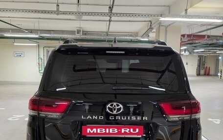 Toyota Land Cruiser, 2024 год, 12 000 000 рублей, 9 фотография