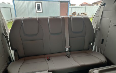 KIA Carnival III, 2018 год, 2 700 000 рублей, 22 фотография