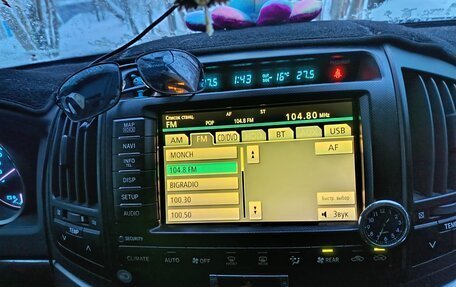 Toyota Land Cruiser 200, 2010 год, 3 200 000 рублей, 8 фотография
