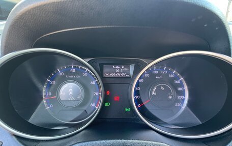 Hyundai ix35 I рестайлинг, 2011 год, 780 000 рублей, 11 фотография