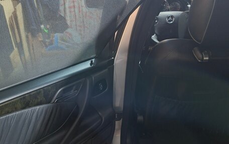 Mercedes-Benz E-Класс, 2001 год, 1 200 000 рублей, 32 фотография