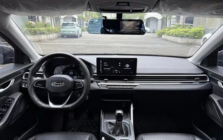 Geely Emgrand, 2022 год, 900 022 рублей, 13 фотография