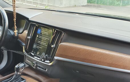 Volvo S90 II рестайлинг, 2018 год, 2 950 000 рублей, 13 фотография