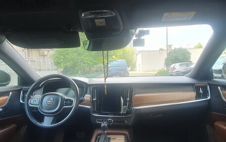 Volvo S90 II рестайлинг, 2018 год, 2 950 000 рублей, 12 фотография
