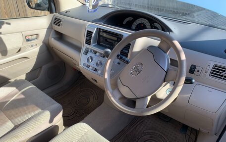 Toyota Raum II, 2006 год, 590 000 рублей, 9 фотография