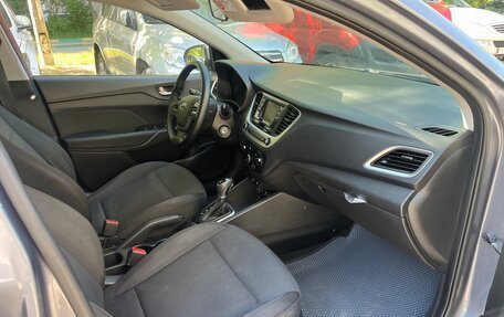 Hyundai Solaris II рестайлинг, 2017 год, 1 140 000 рублей, 7 фотография