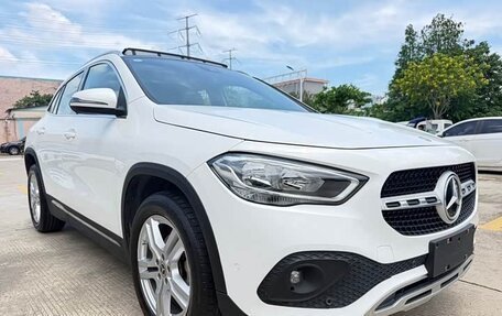 Mercedes-Benz GLA, 2022 год, 2 070 000 рублей, 3 фотография