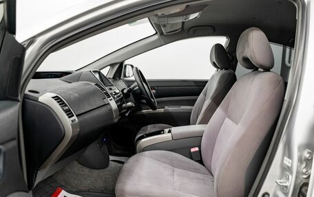 Toyota Prius, 2009 год, 675 000 рублей, 6 фотография