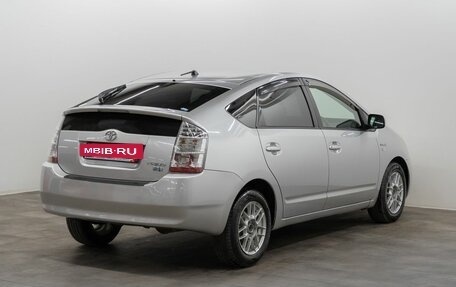 Toyota Prius, 2009 год, 675 000 рублей, 5 фотография