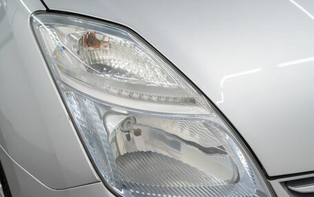 Toyota Prius, 2009 год, 675 000 рублей, 21 фотография
