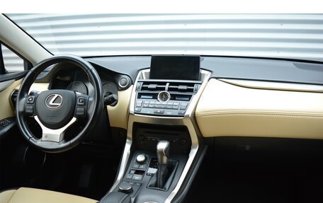 Lexus NX I, 2015 год, 2 349 000 рублей, 14 фотография