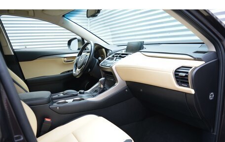 Lexus NX I, 2015 год, 2 349 000 рублей, 19 фотография