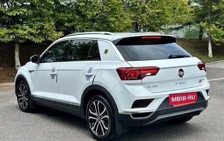 Volkswagen T-Roc I, 2022 год, 1 530 000 рублей, 4 фотография