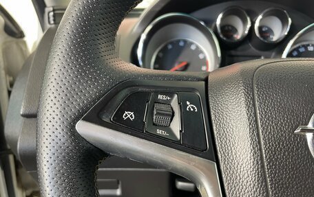 Opel Insignia II рестайлинг, 2013 год, 900 000 рублей, 14 фотография