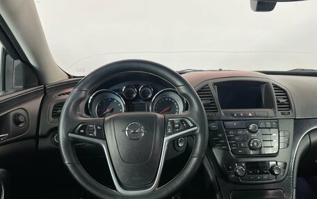 Opel Insignia II рестайлинг, 2013 год, 900 000 рублей, 13 фотография