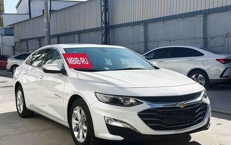 Chevrolet Malibu IX, 2023 год, 1 350 000 рублей, 3 фотография