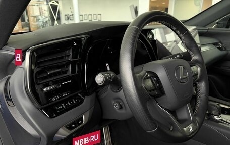 Lexus RX IV рестайлинг, 2022 год, 9 фотография