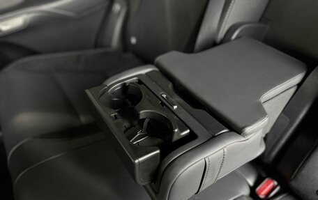 Lexus RX IV рестайлинг, 2022 год, 30 фотография
