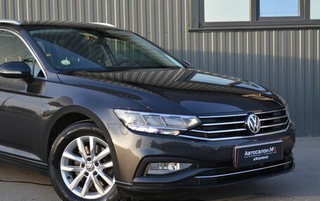 Volkswagen Passat B8 рестайлинг, 2019 год, 1 829 888 рублей, 5 фотография